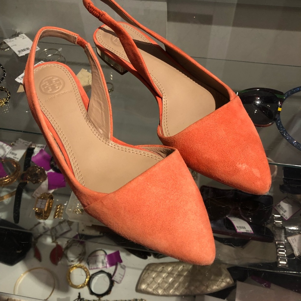 Adorable Tory Burch sling back flats